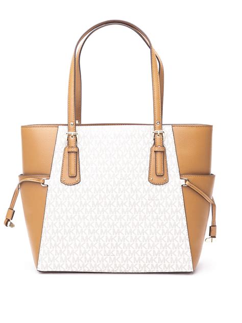 michael kors small voyager tote